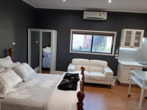 Maple Leaf Cottage, Dubbo